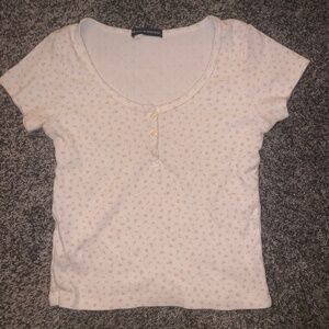 Brandy Melville white and pink flower top🌸